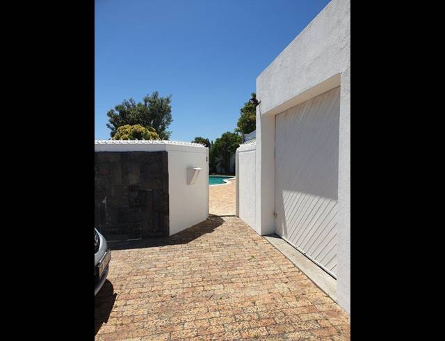 3 BEDROOM HOUSE TO LET IN WAVES EDGE